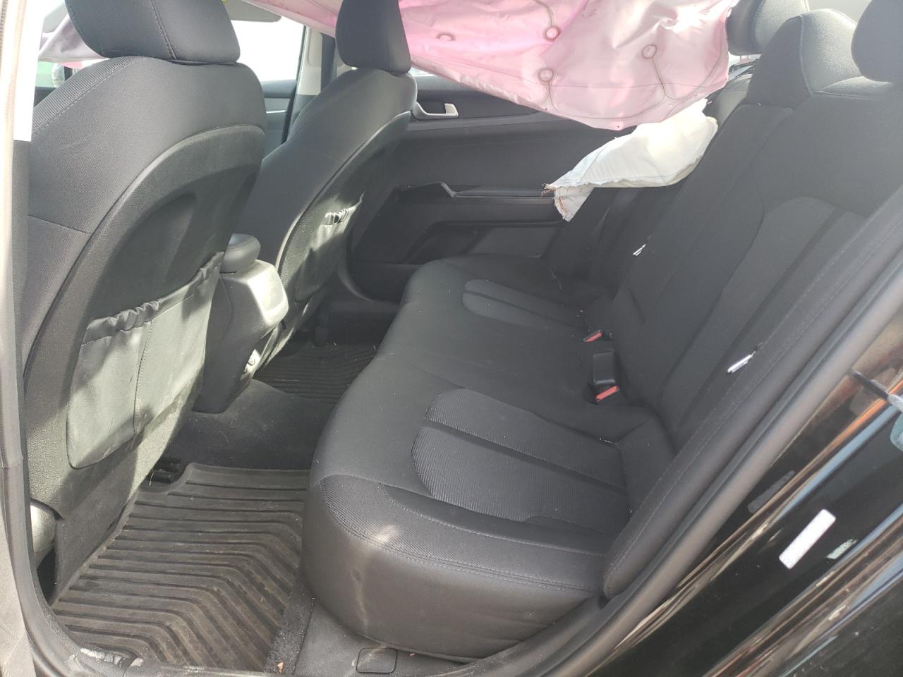 2024 Kia K5 - Image 10