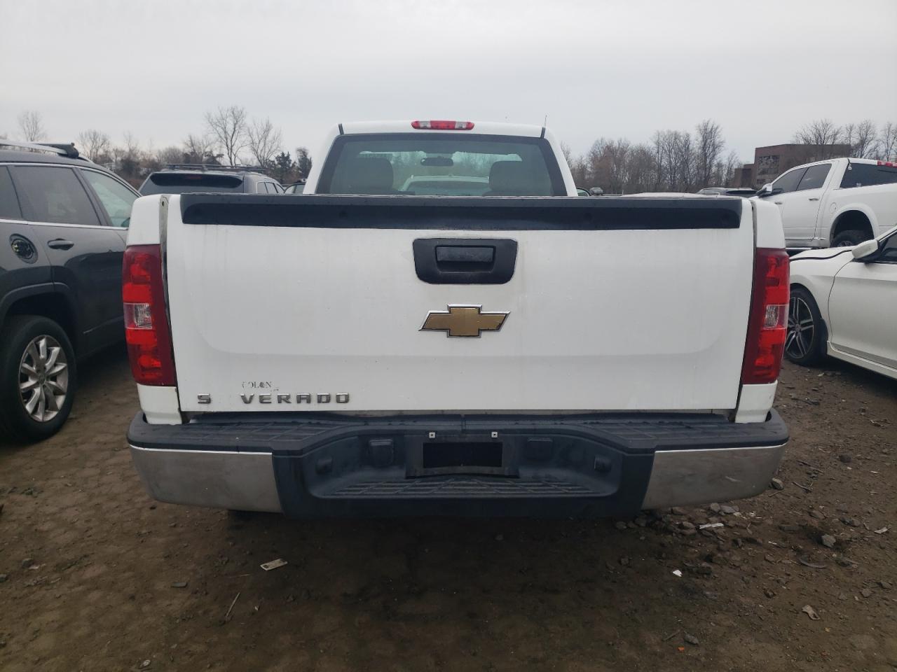 2011 Chevrolet Silverado - Image 6