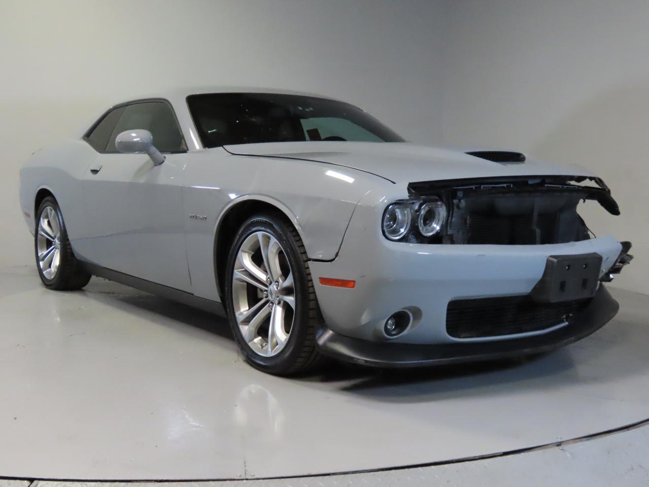 VIN 2C3CDZBT5NH185702 2022 DODGE CHALLENGER no.1