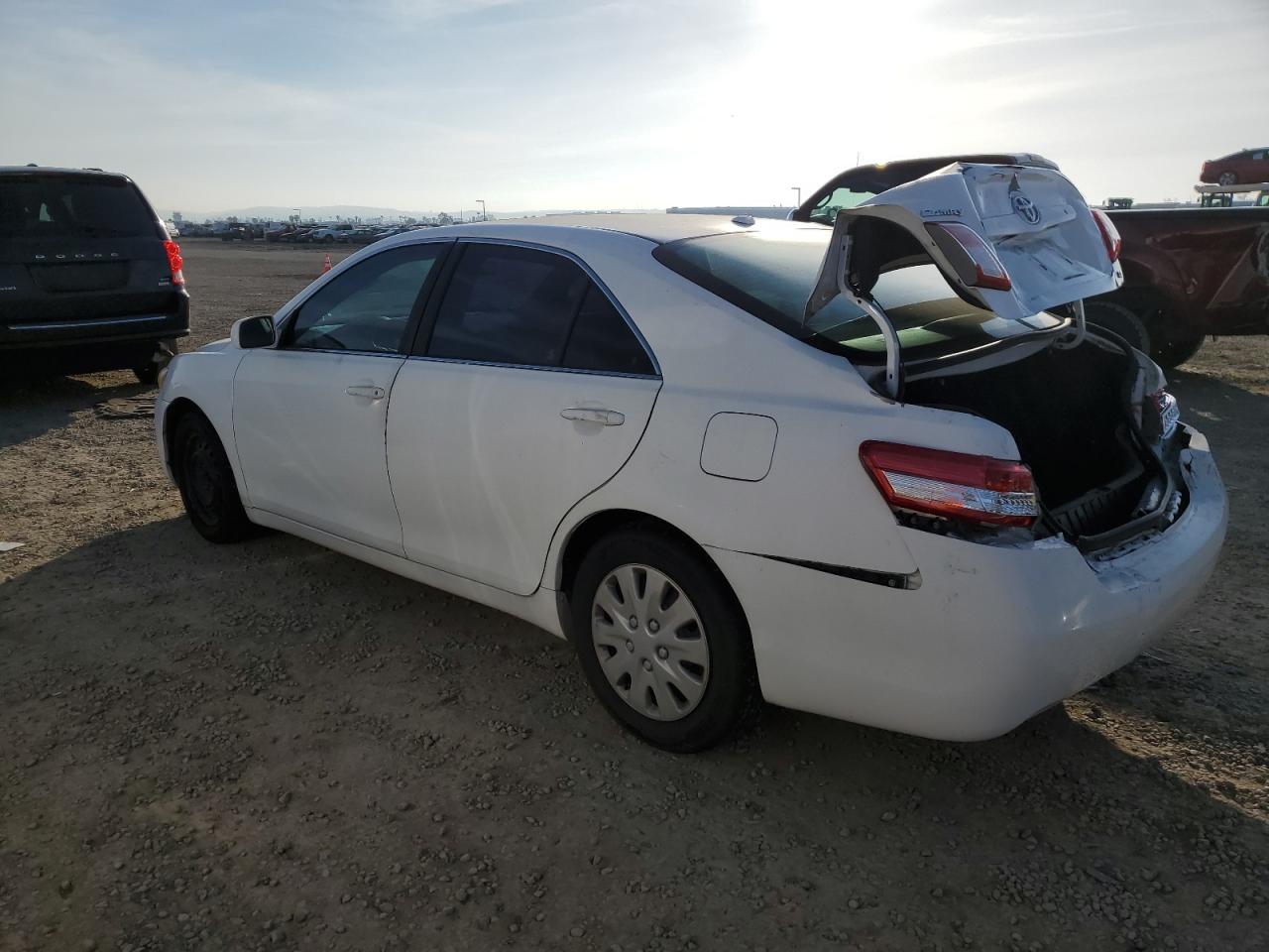 2011 Toyota Camry - Image 2