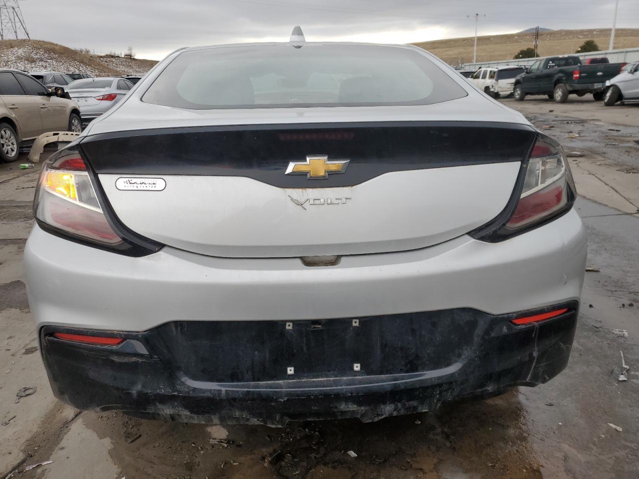 2017 Chevrolet Volt - Image 6