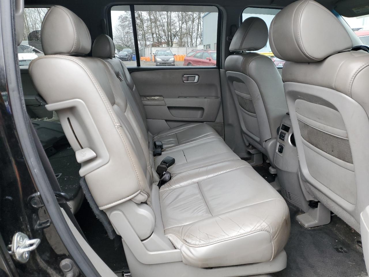 2011 Honda Pilot - Image 11