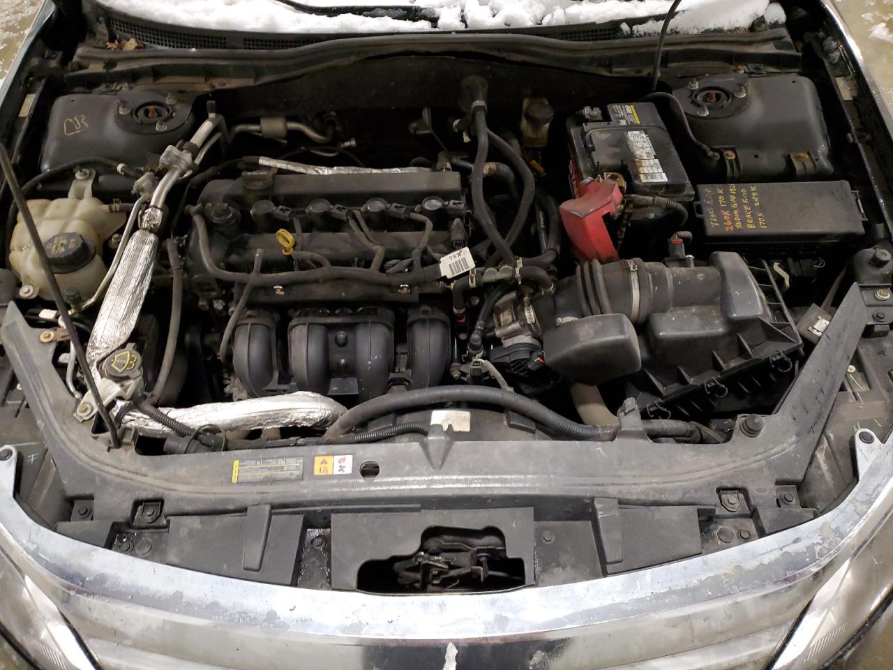 2010 Ford Fusion - Image 12