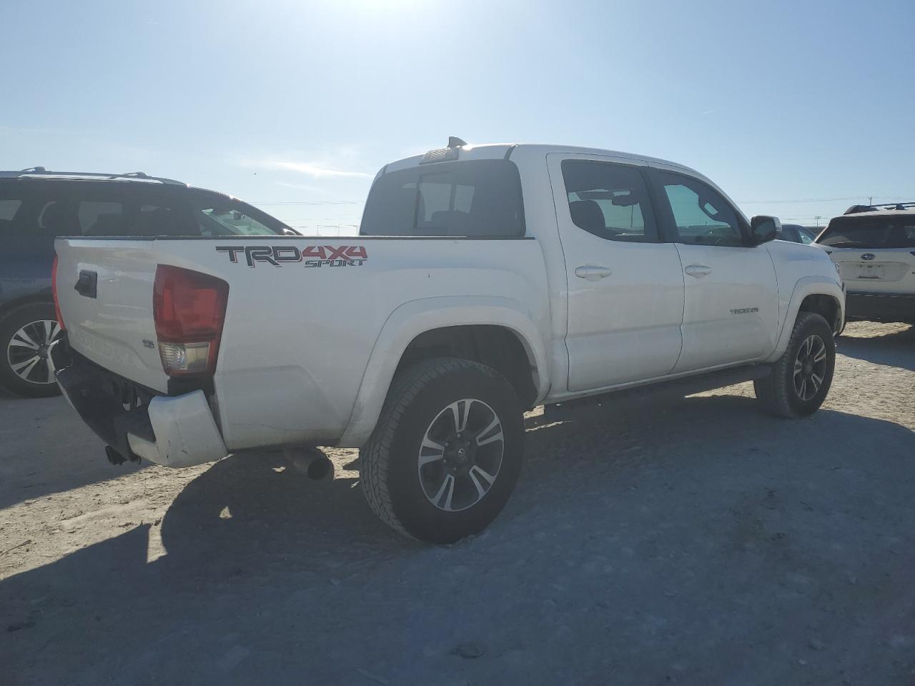 2017 Toyota Tacoma - Image 3