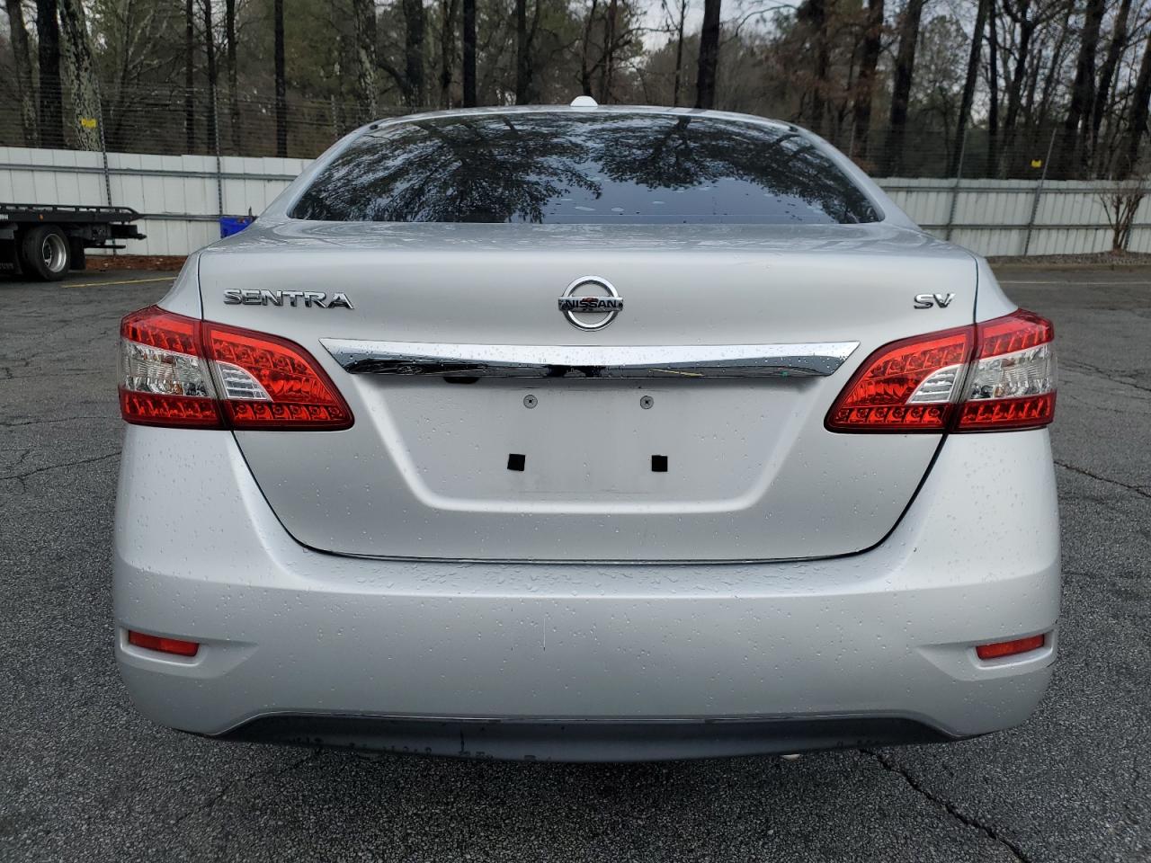 2015 Nissan Sentra - Image 6