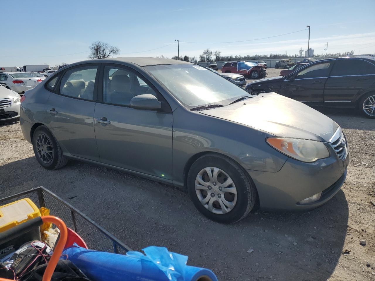 2010 Hyundai Elantra - Image 4