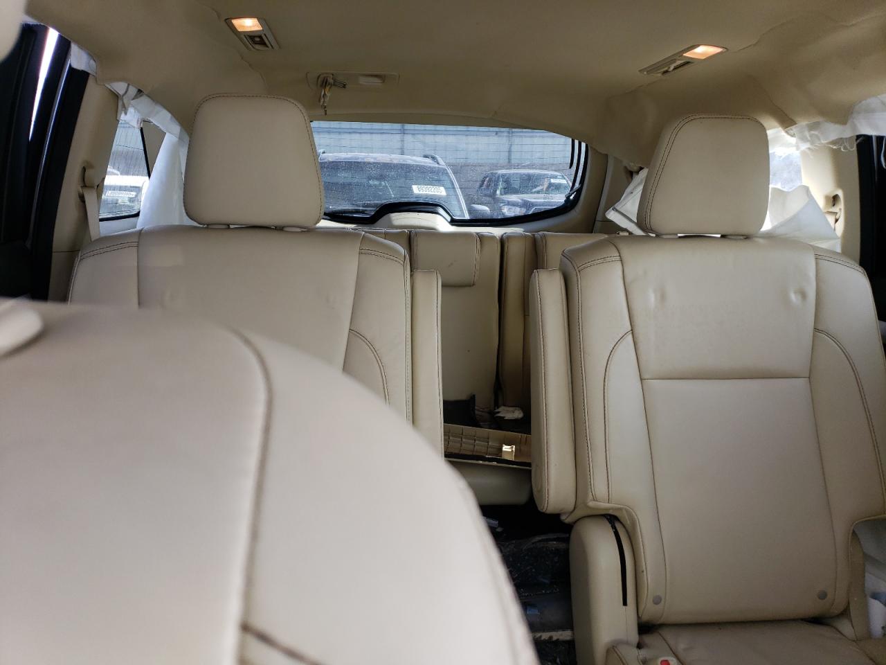 2015 Toyota Highlander - Image 10