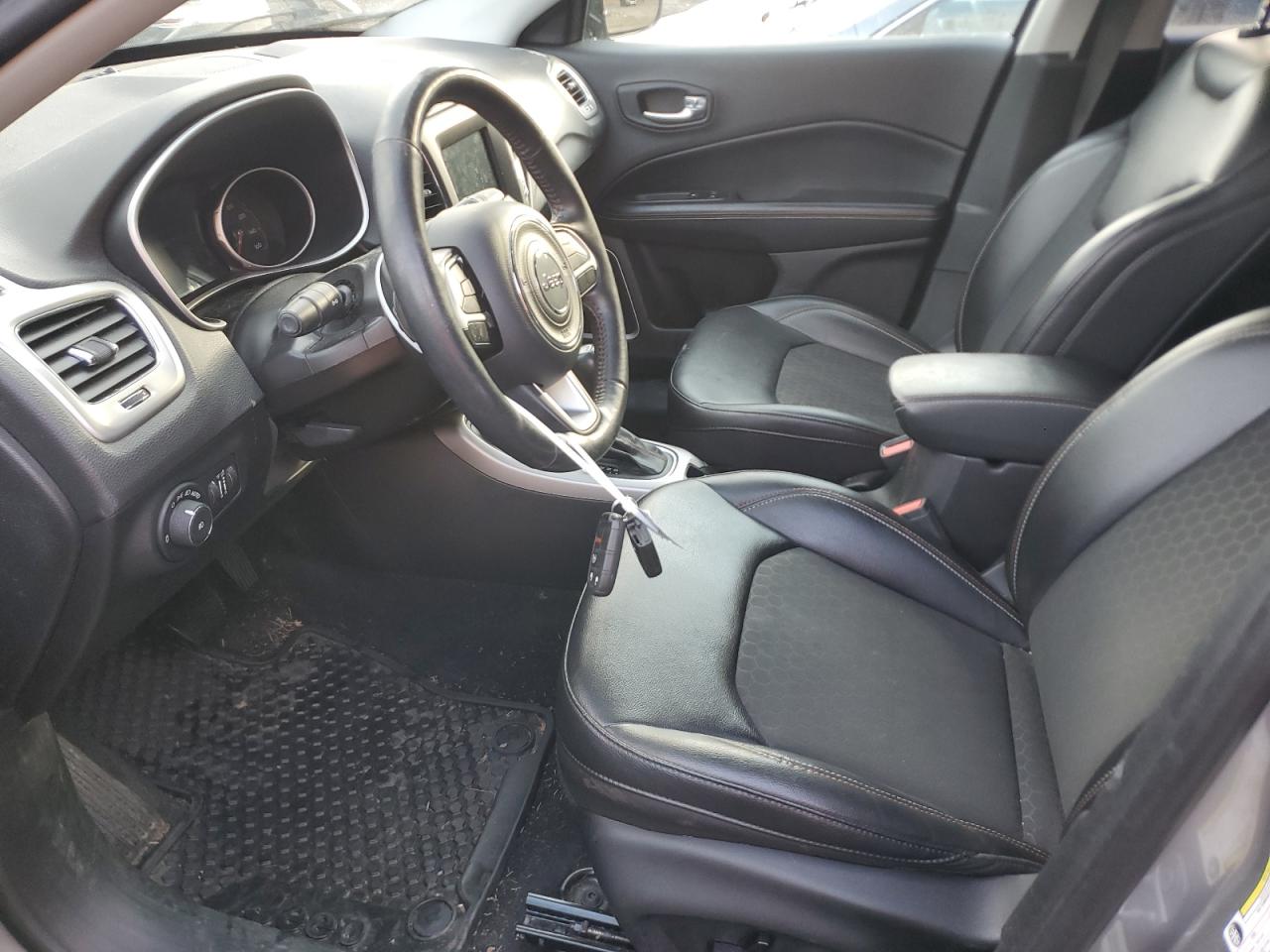 2019 Jeep Compass - Image 7