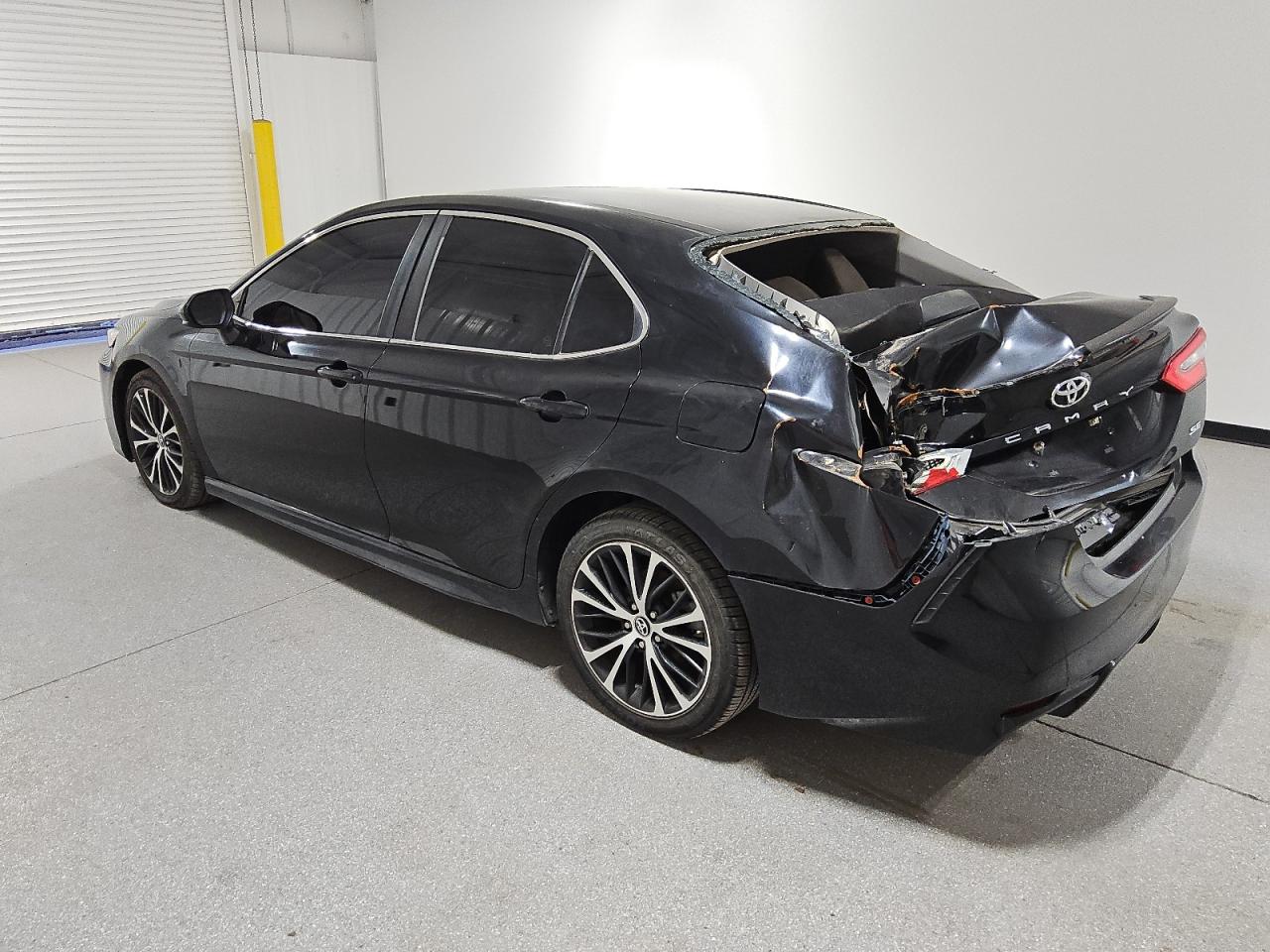 2018 Toyota Camry - Image 2