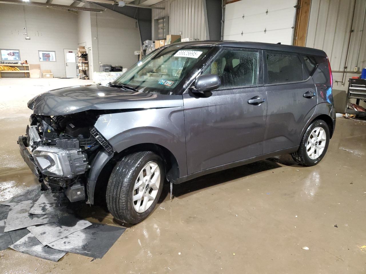2022 Kia Soul - Image 1