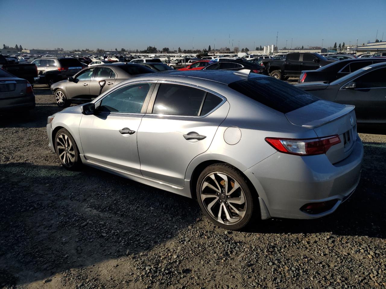 VIN 19UDE2F41JA006332 2018 ACURA ILX no.2