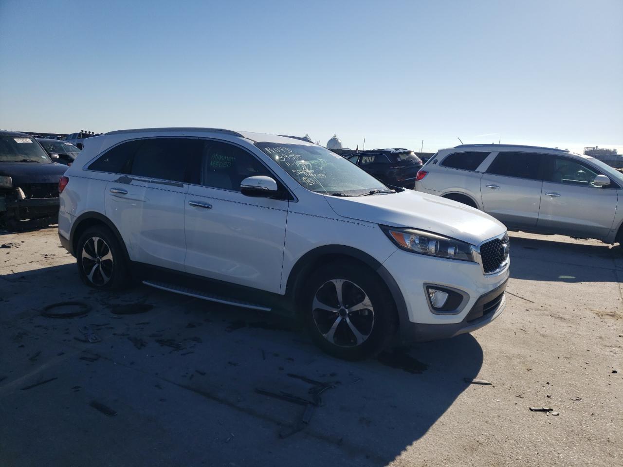 2016 Kia Sorento - Image 4