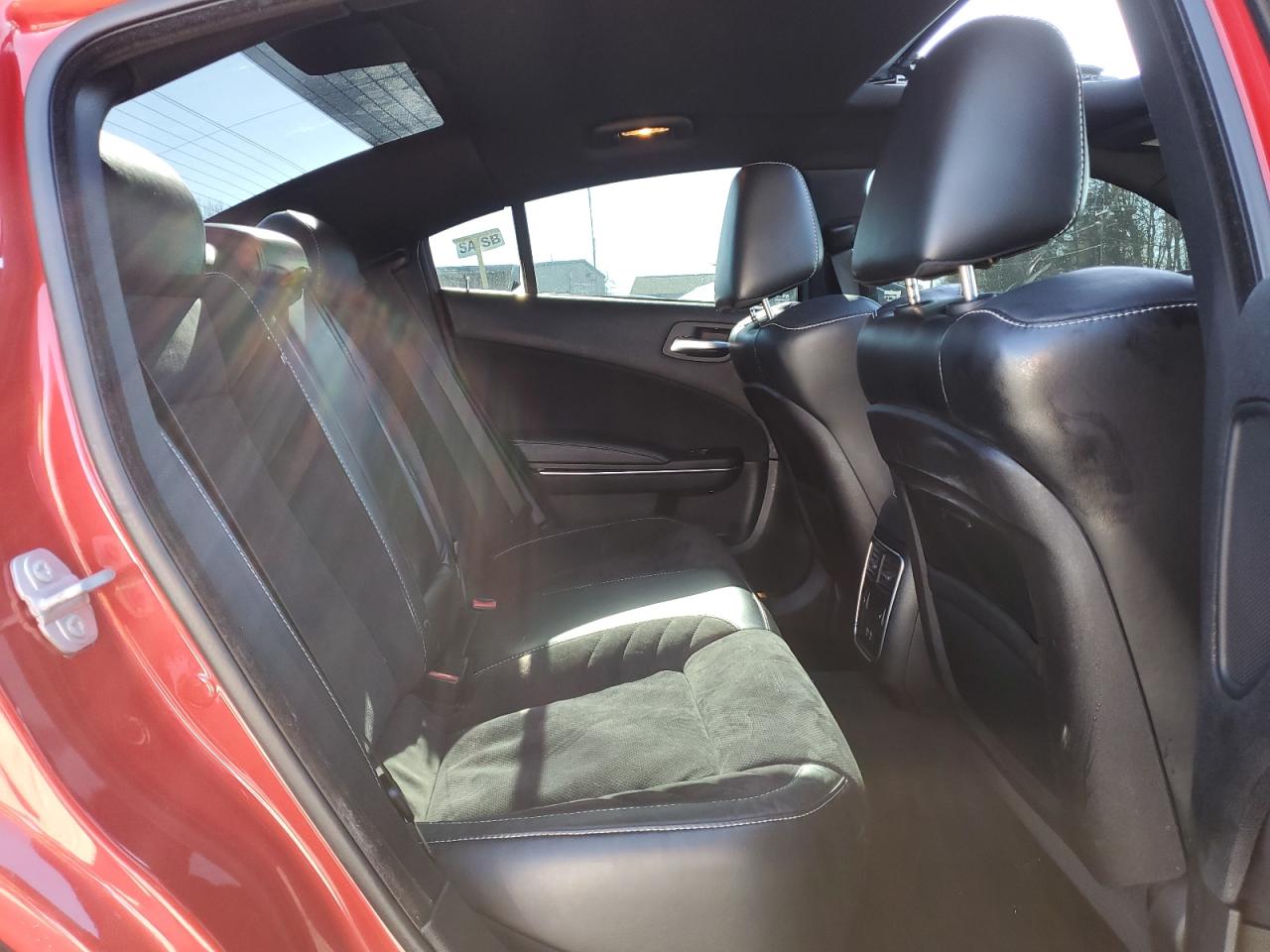 2016 Dodge Charger - Image 10