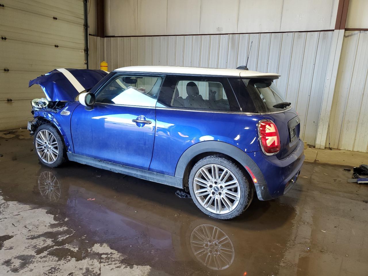 2020 MINI Cooper - Image 2
