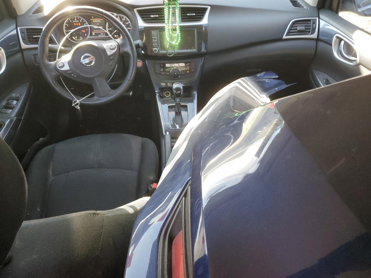 2019 Nissan Sentra - Image 8