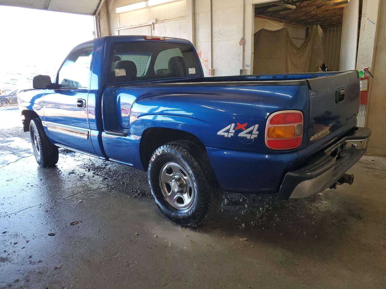 2003 Chevrolet Silverado - Image 2