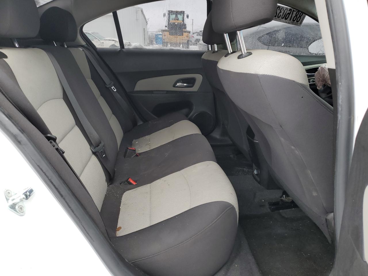 2016 Chevrolet Cruze - Image 10