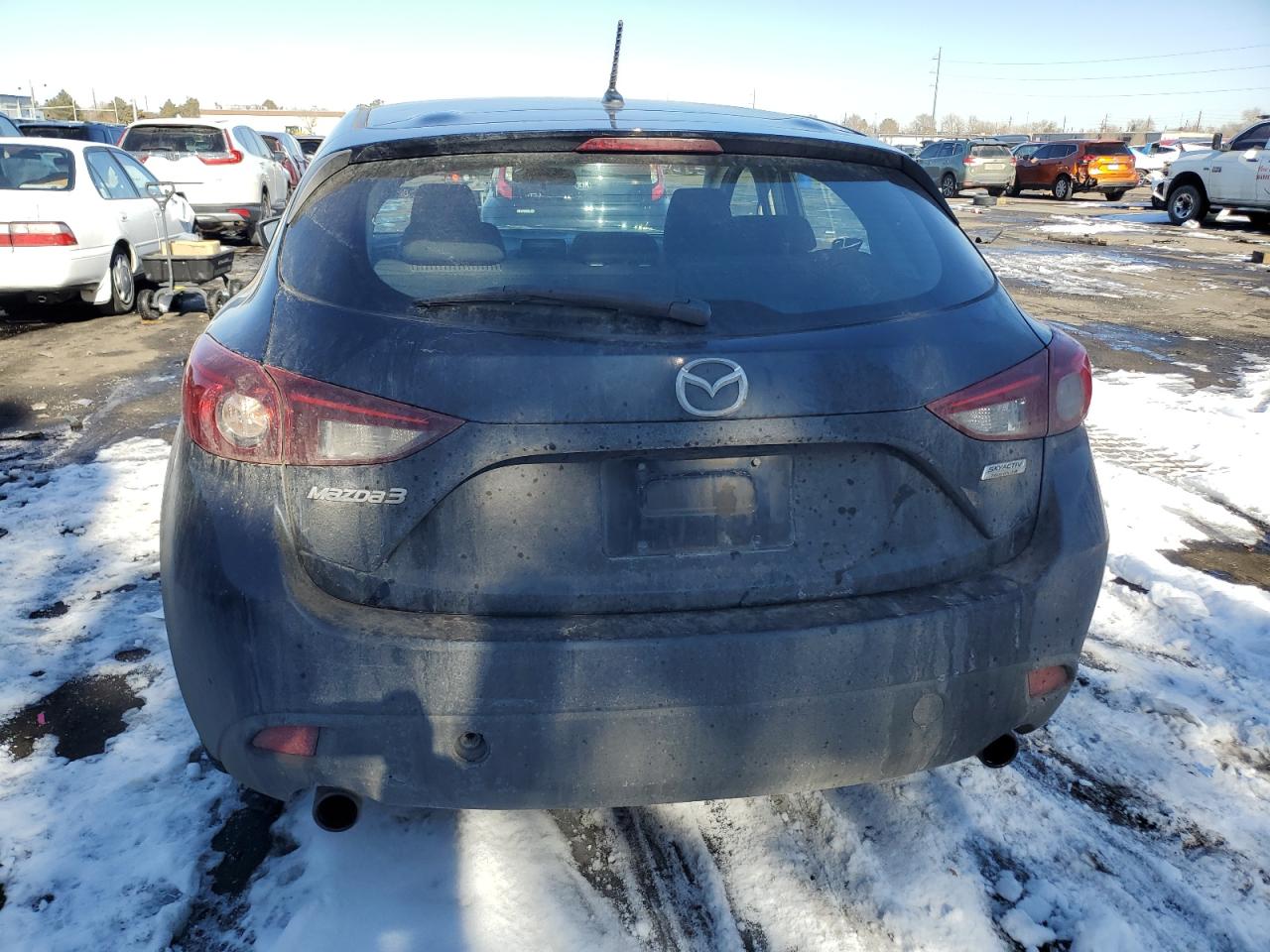 2014 Mazda 3 - Image 6