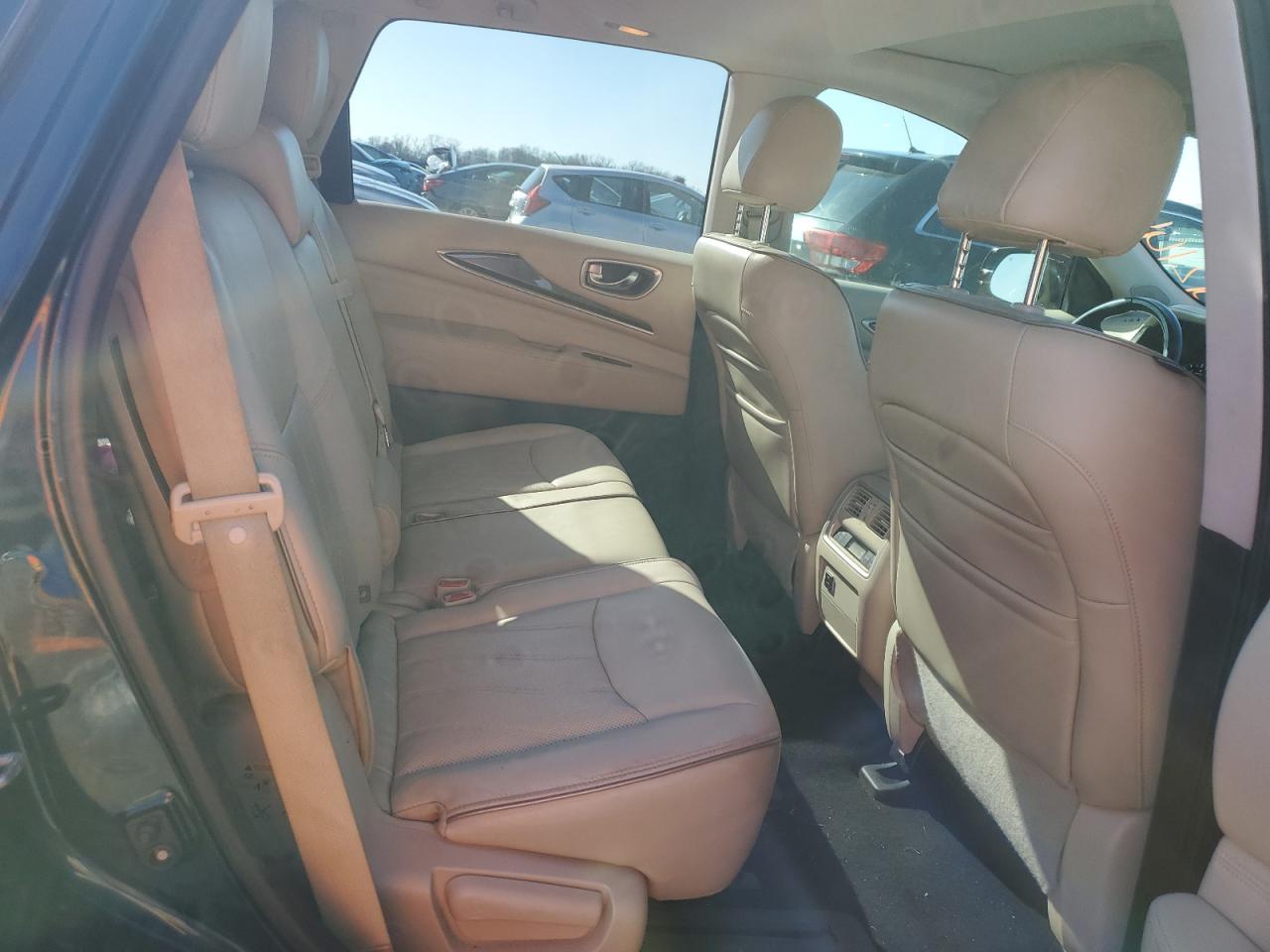 2017 Infiniti QX60 - Image 11