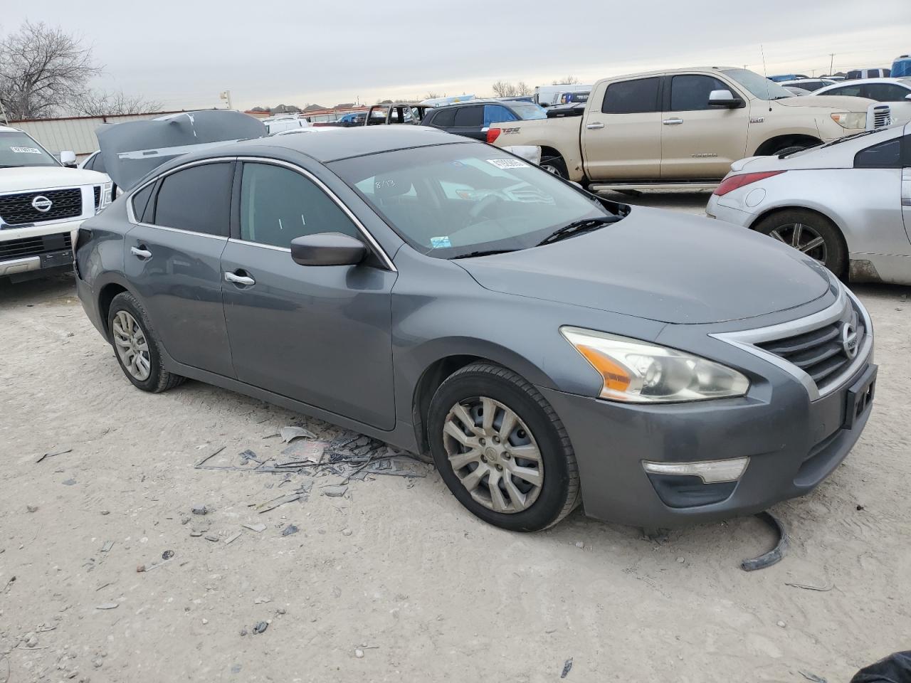 2015 Nissan Altima - Image 4