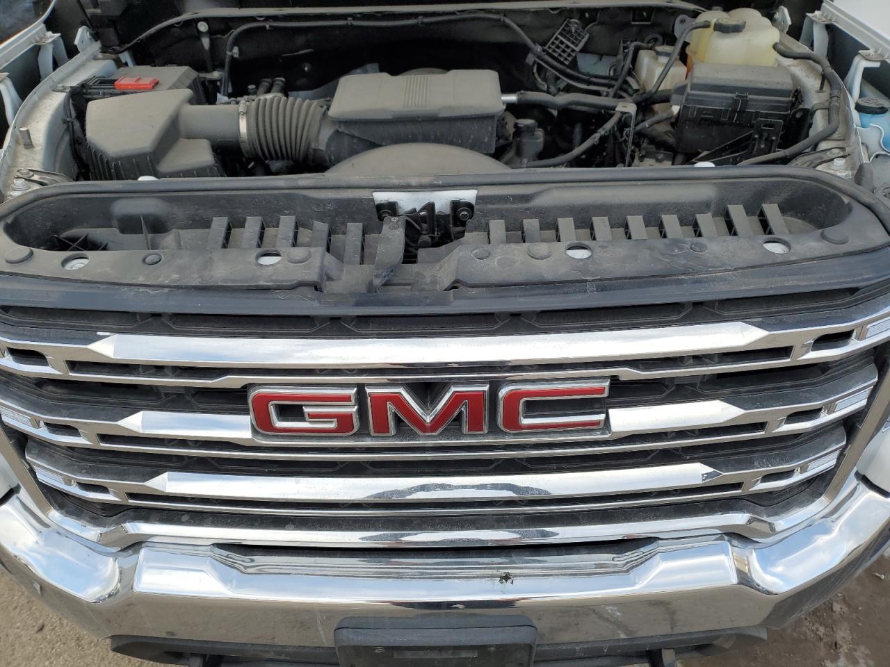 2022 GMC Sierra - Image 11
