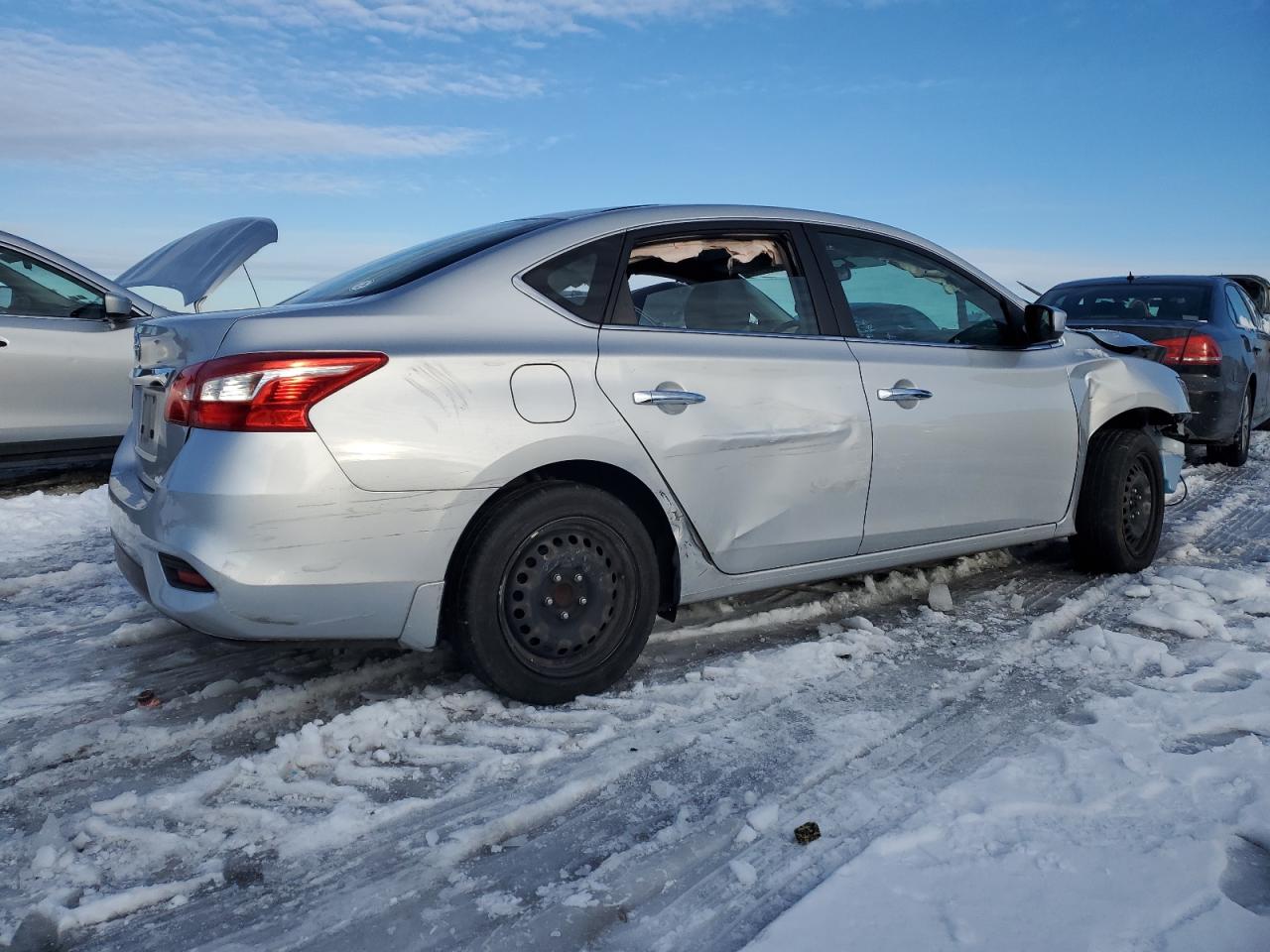 2017 Nissan Sentra - Image 3