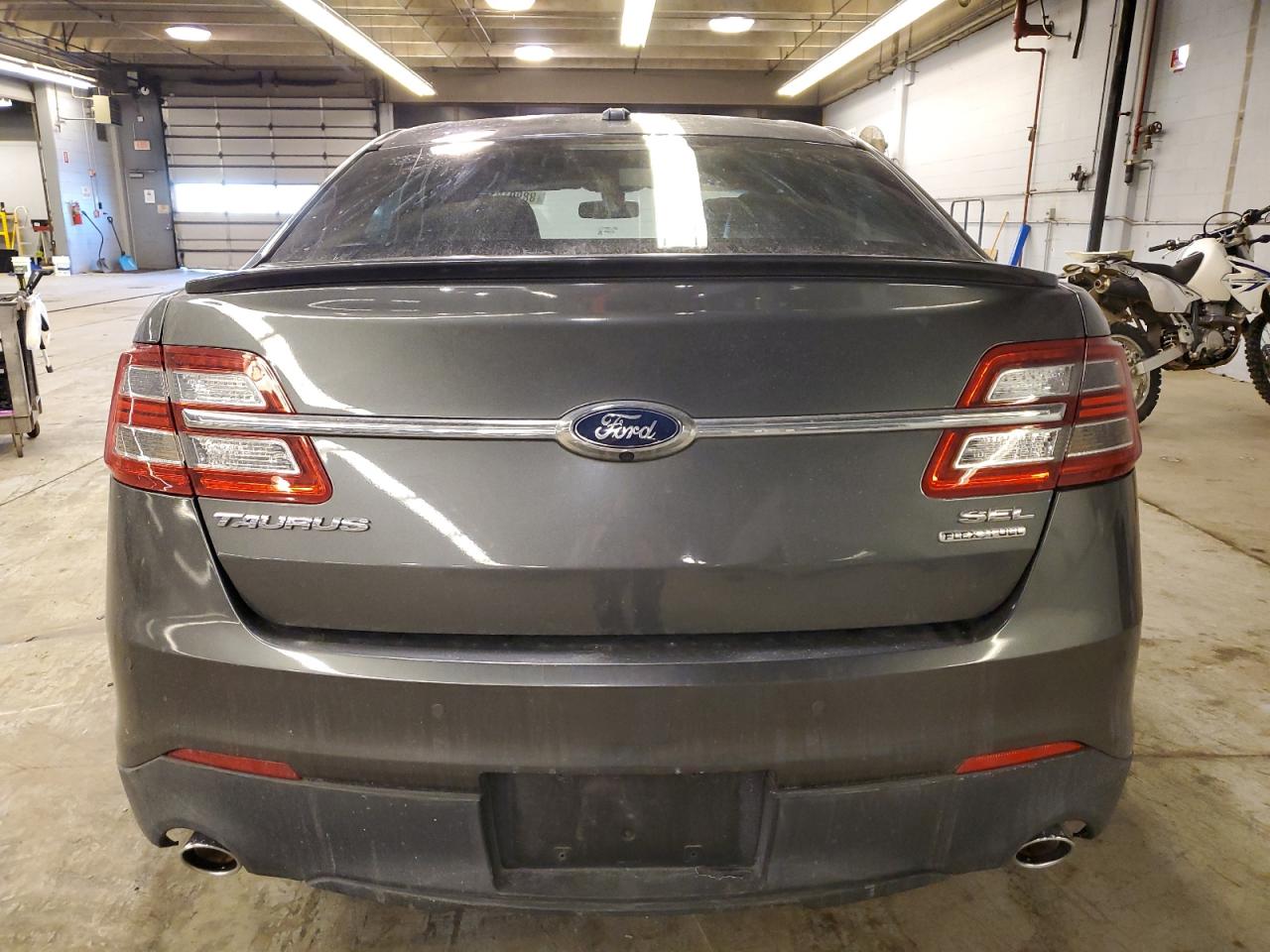 VIN 1FAHP2E81FG182483 2015 FORD TAURUS no.6