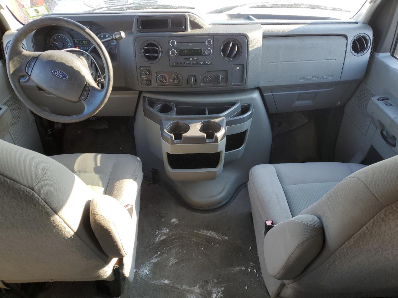 2013 Ford Econoline - Image 8