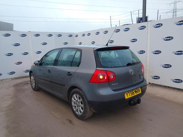 2006 VOLKSWAGEN GOLF FSI S