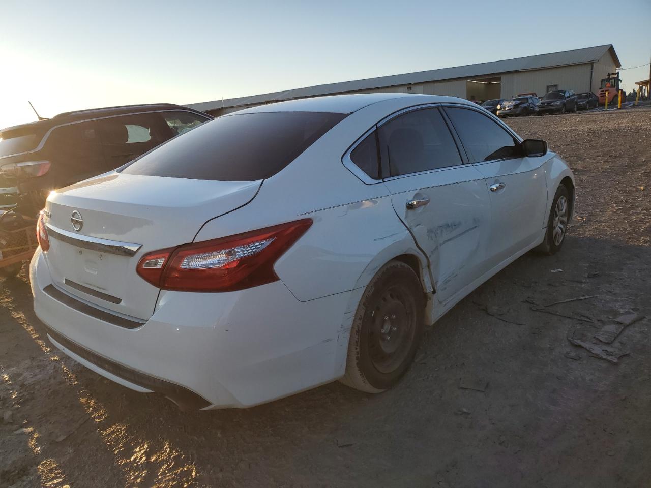 2017 Nissan Altima - Image 3