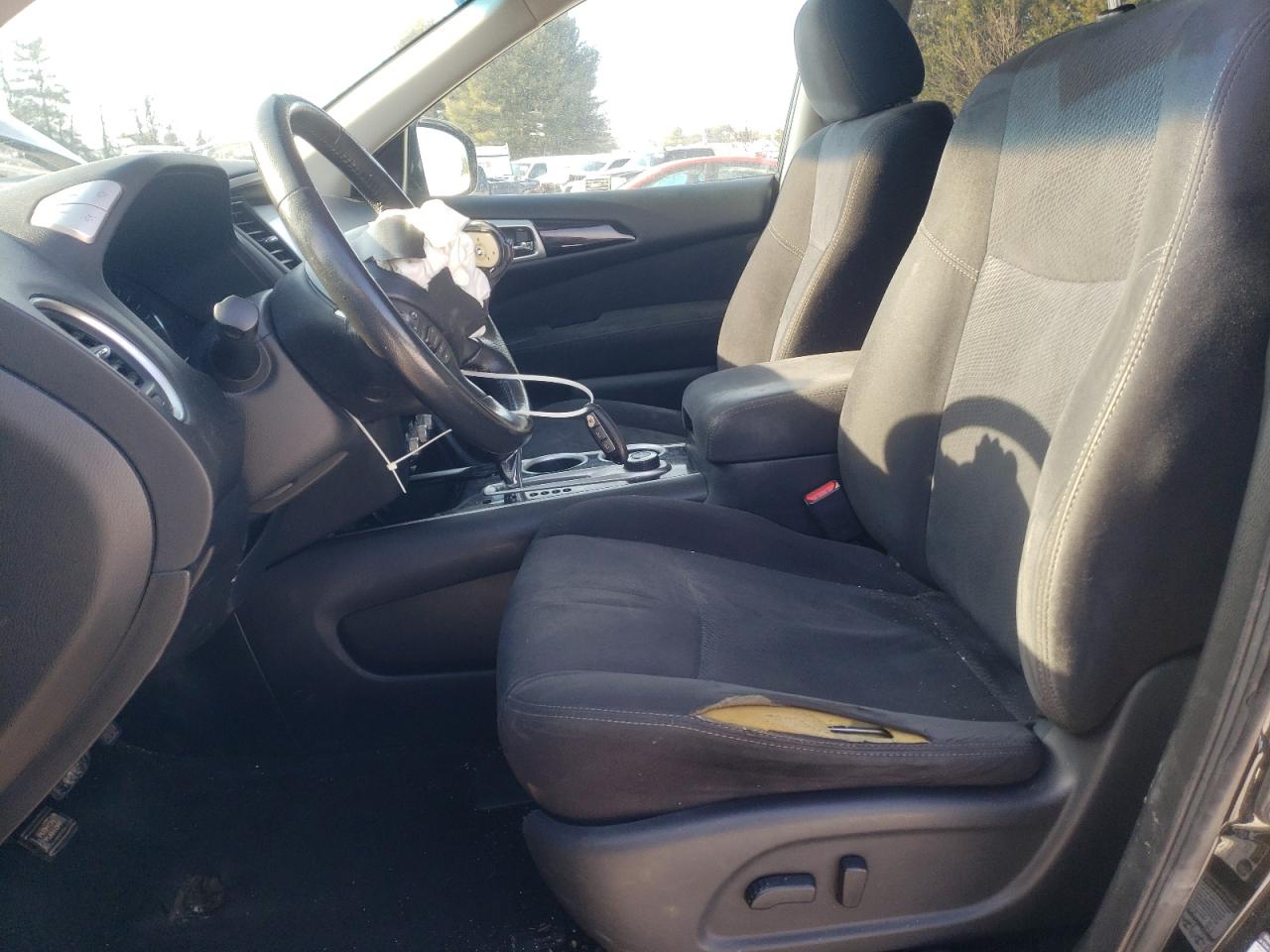 2013 Nissan Pathfinder - Image 7