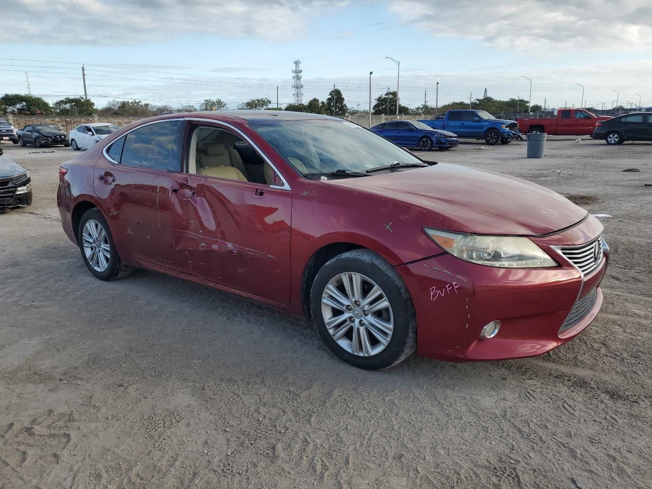 2014 Lexus ES - Image 4