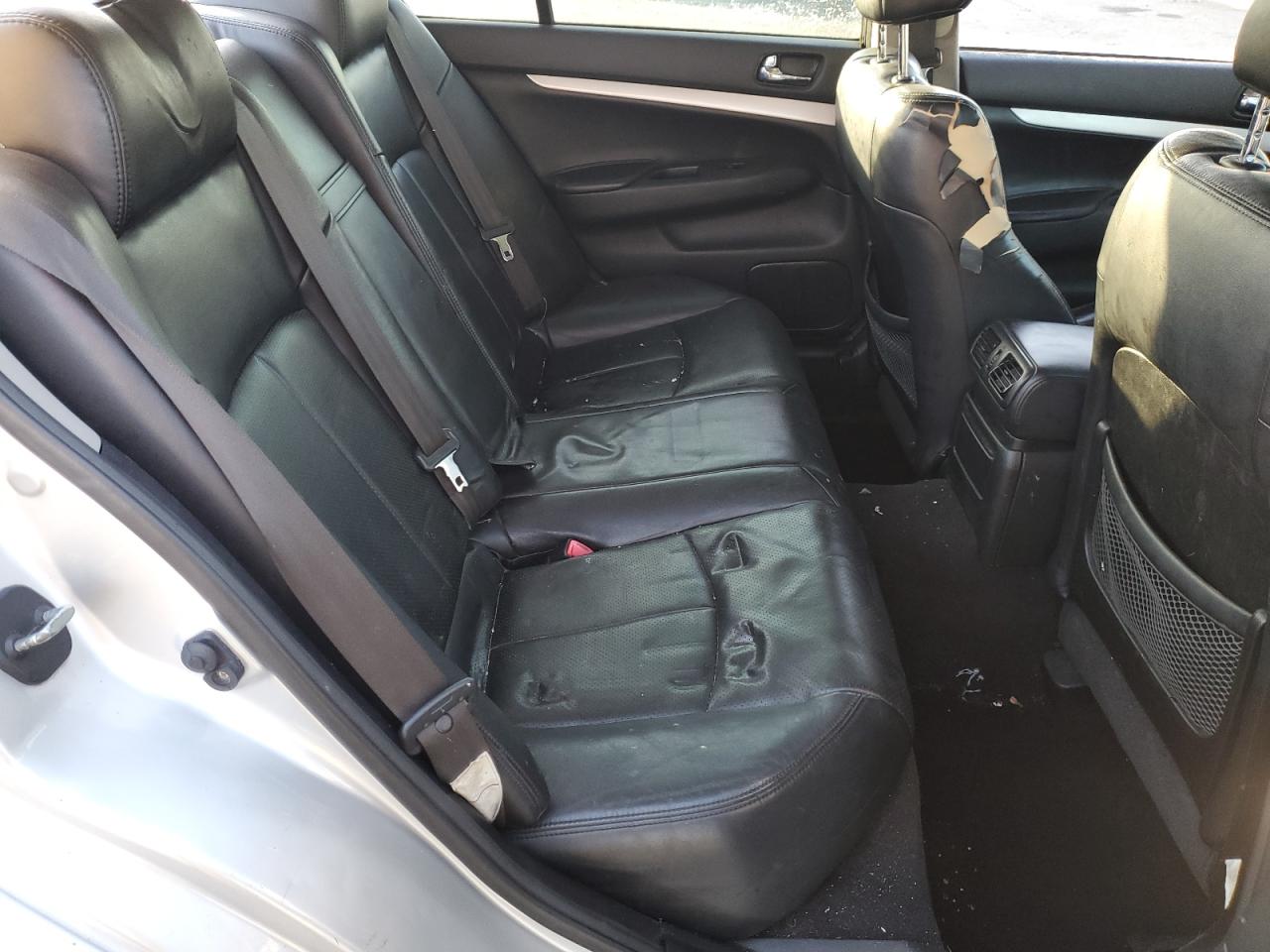 2009 Infiniti G - Image 10