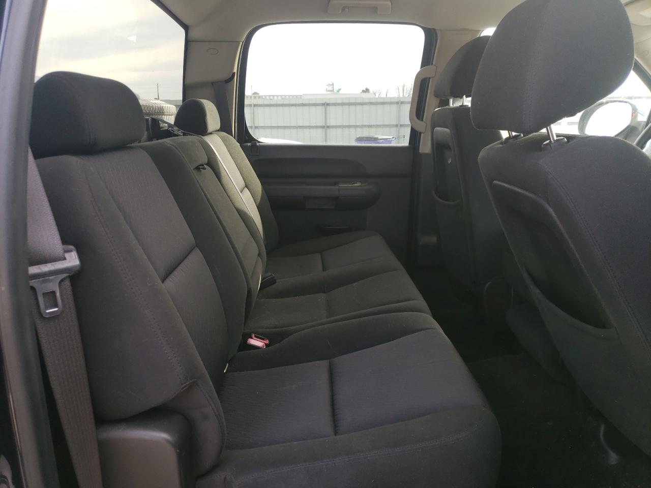 2011 GMC Sierra - Image 11