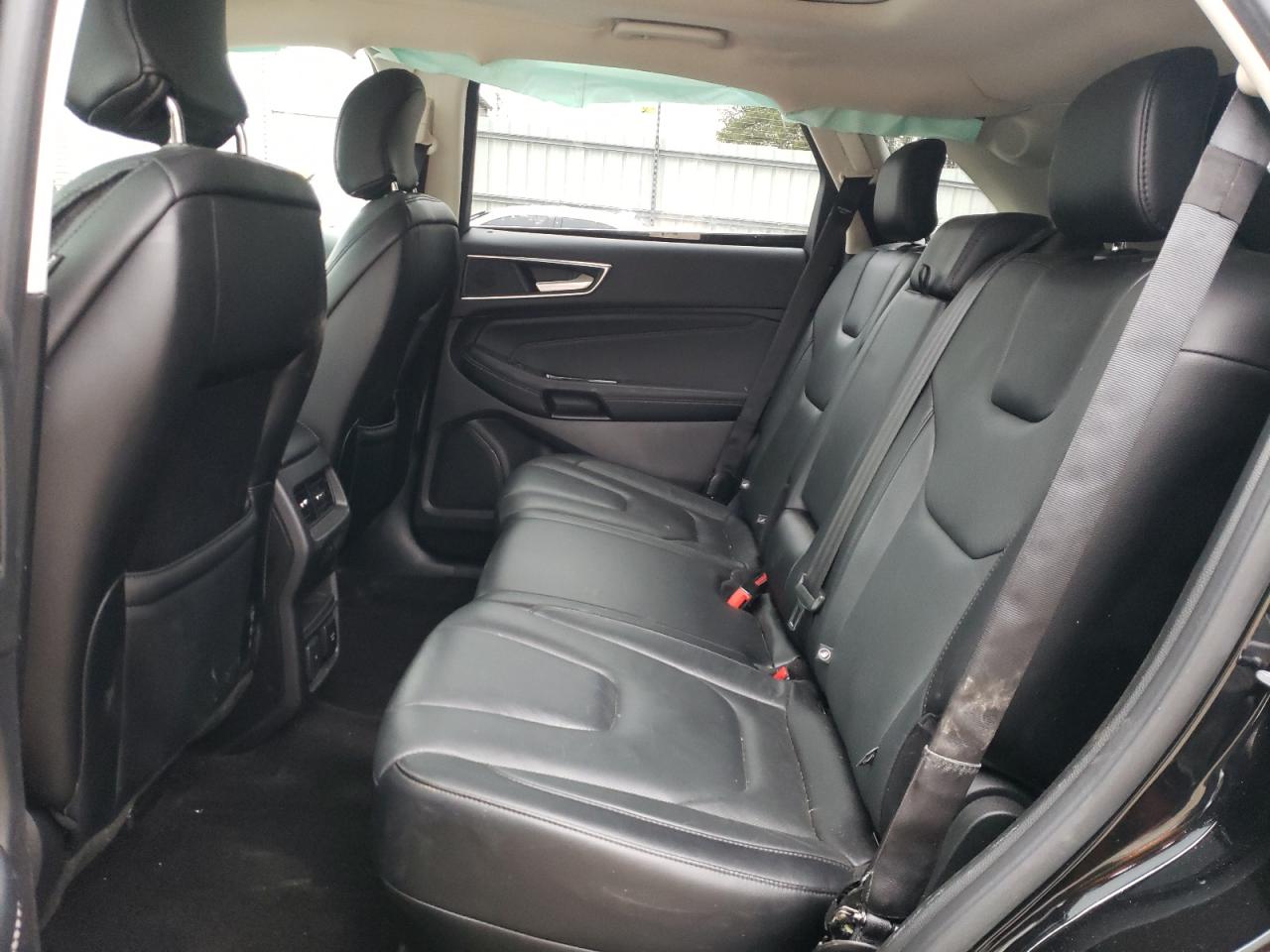 2018 Ford Edge - Image 11