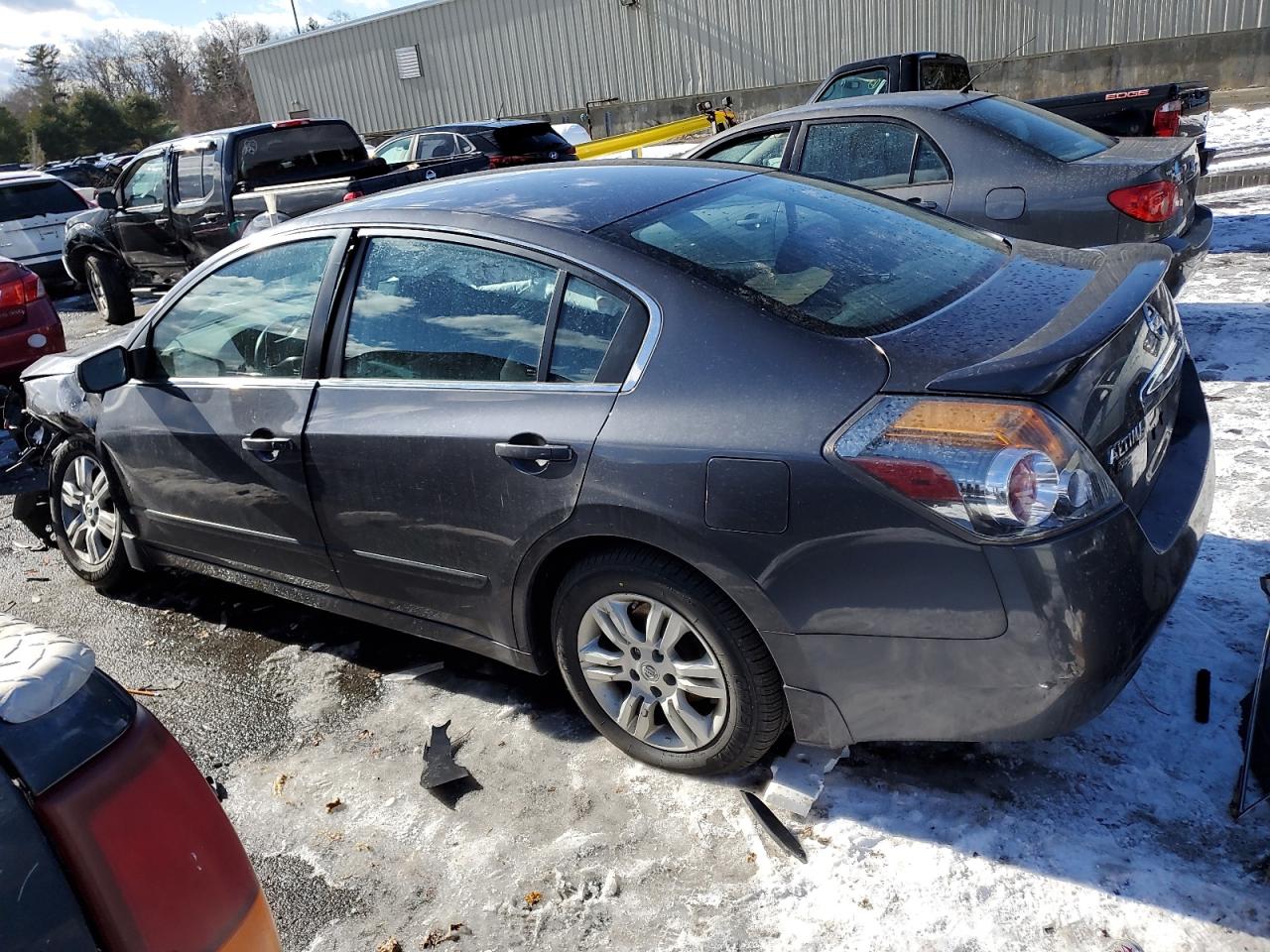 2012 Nissan Altima - Image 2