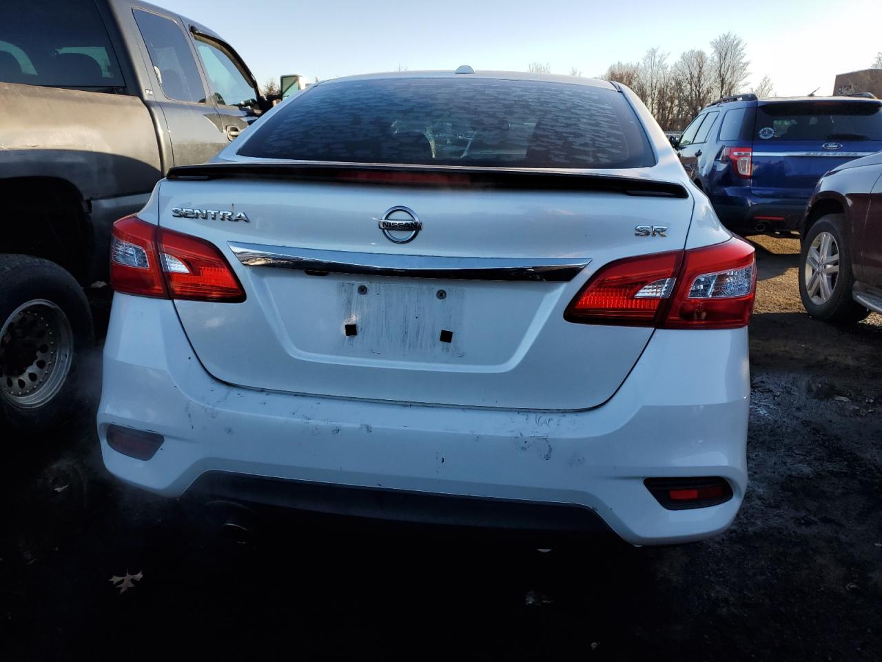 2017 Nissan Sentra - Image 6