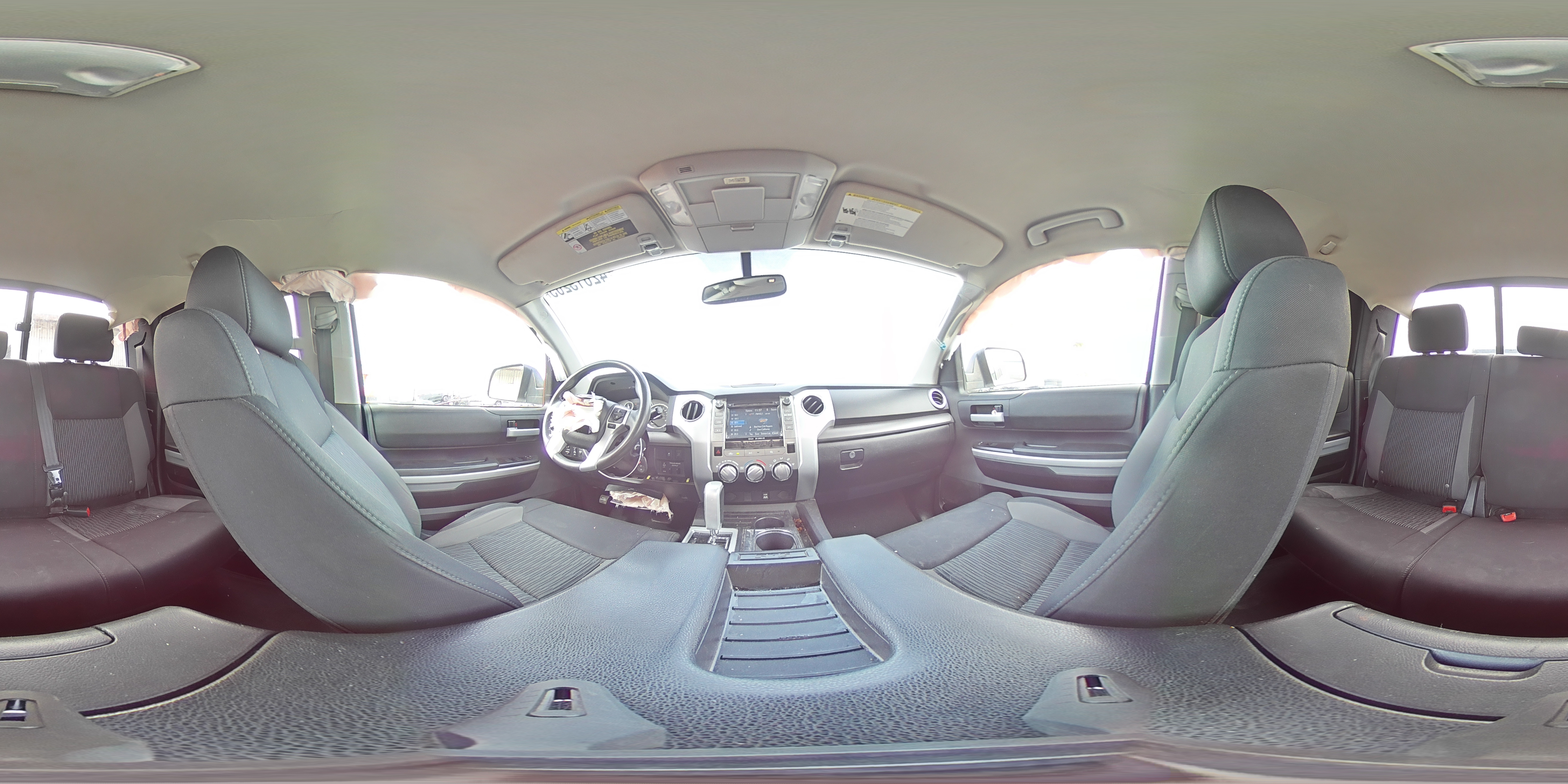 2016 Toyota Tundra - Image 12