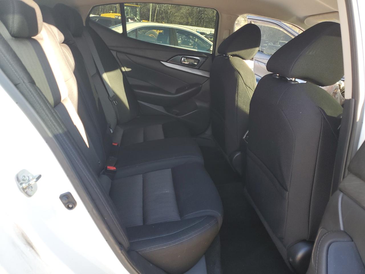 2018 Nissan Maxima - Image 11