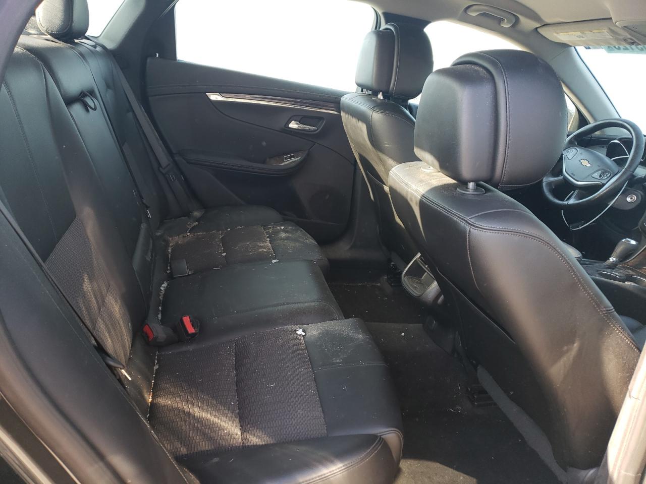 2014 Chevrolet Impala - Image 11