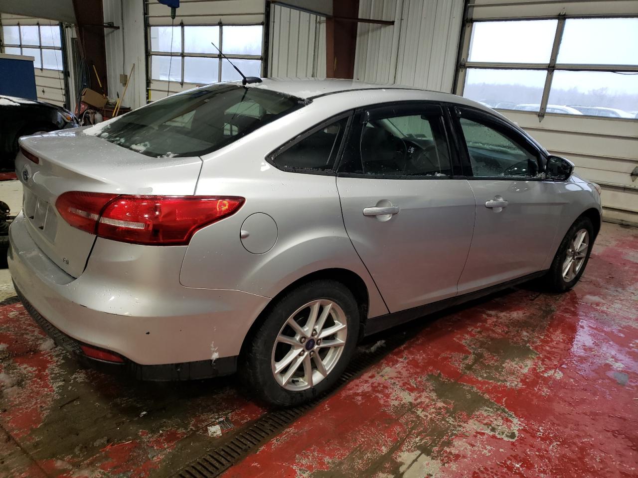 VIN 1FADP3F27FL217467 2015 FORD FOCUS no.3