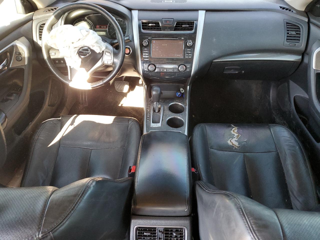 2015 Nissan Altima - Image 8