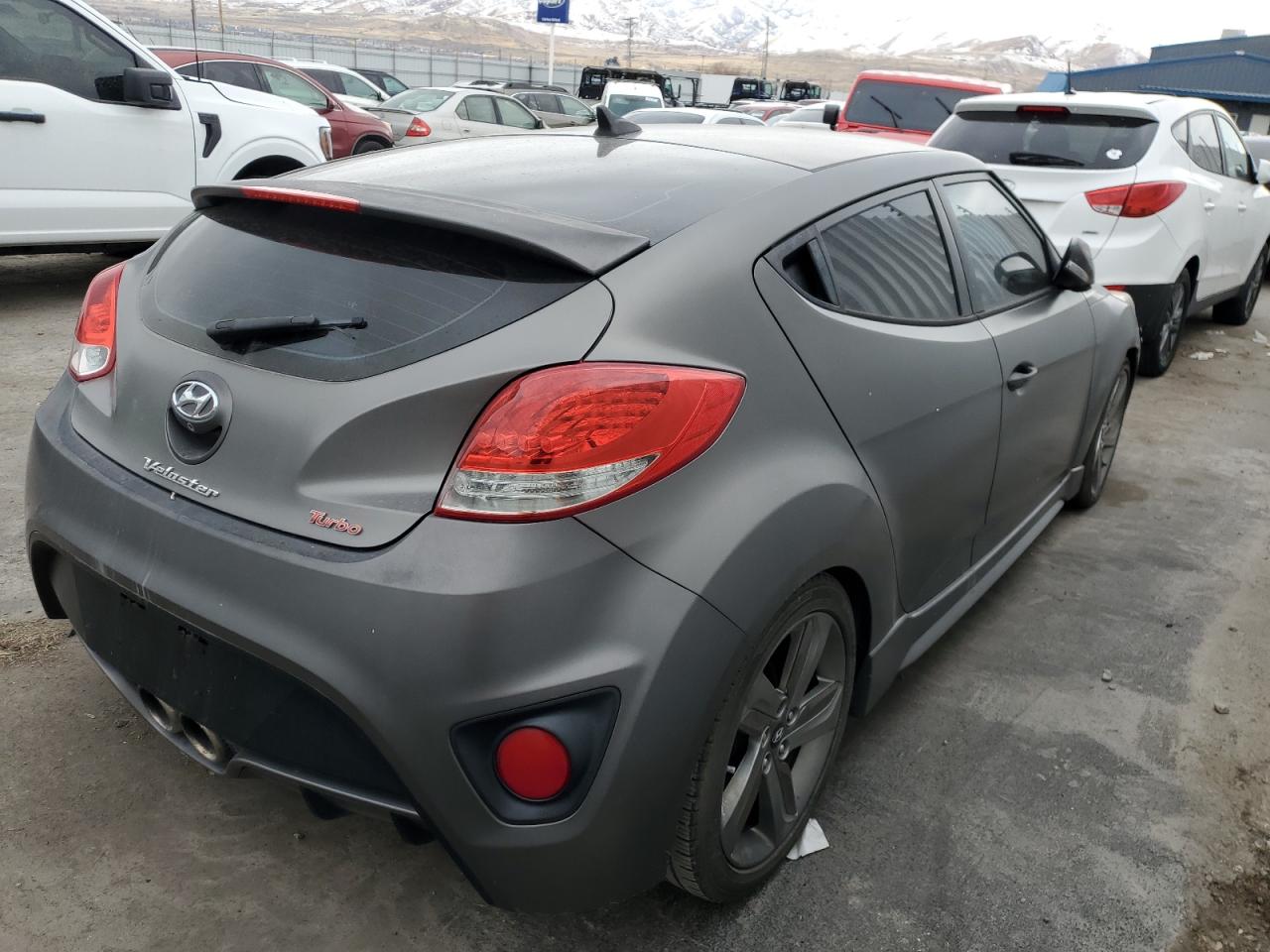 VIN KMHTC6AE9FU229565 2015 HYUNDAI VELOSTER no.3