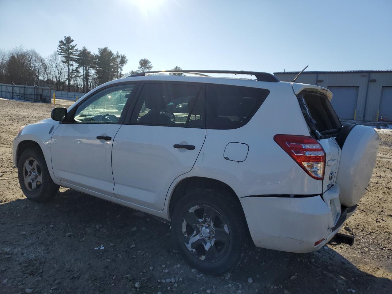 2011 Toyota RAV 4 - Image 2