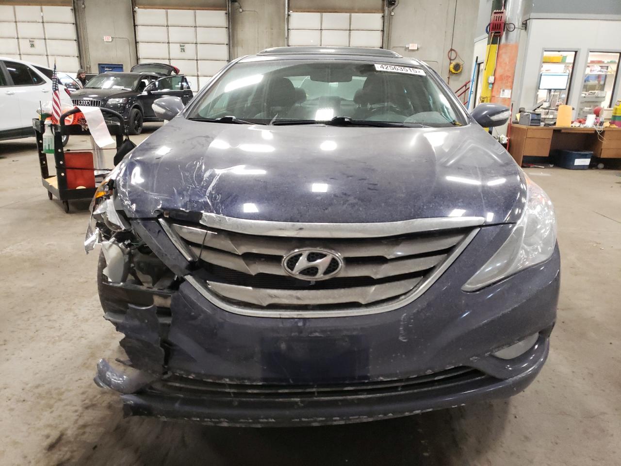 2013 Hyundai Sonata - Image 5