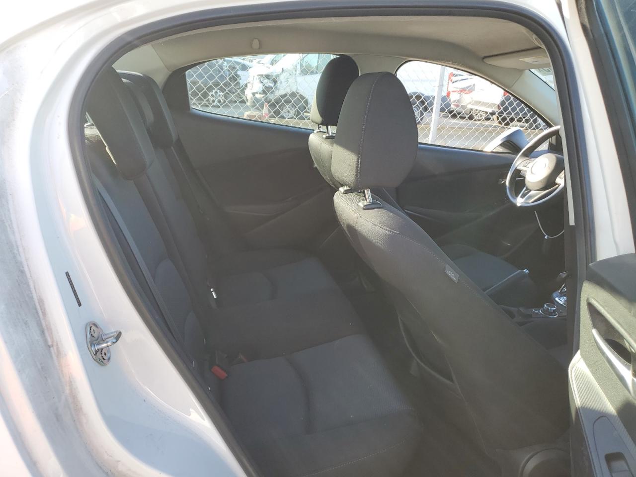 2016 Toyota iA - Image 10