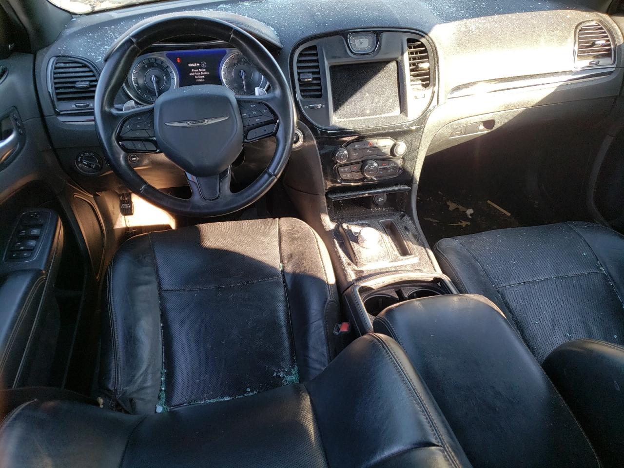 2019 Chrysler 300 - Image 8