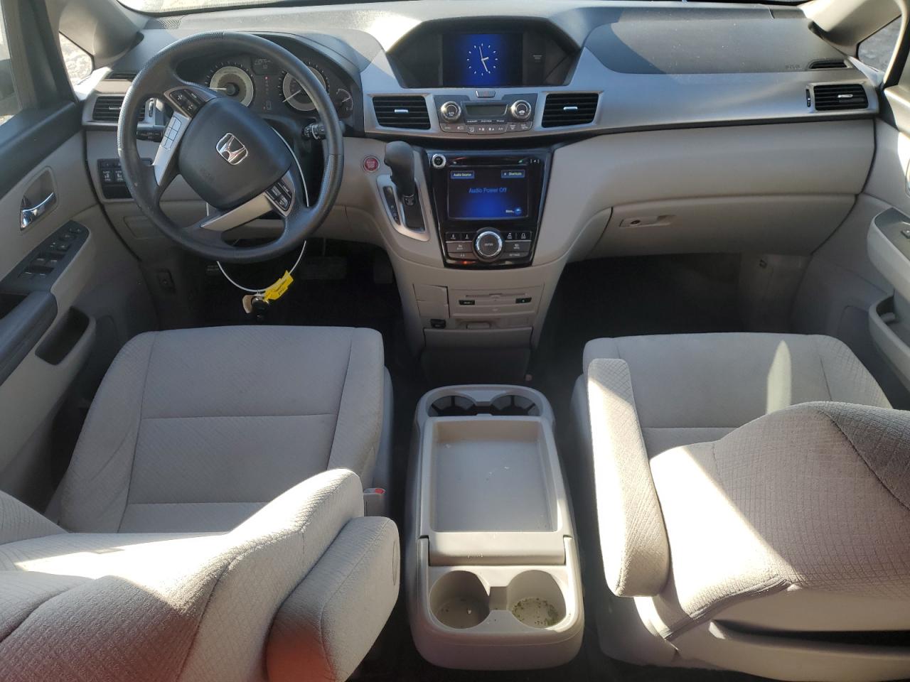 2016 Honda Odyssey - Image 8
