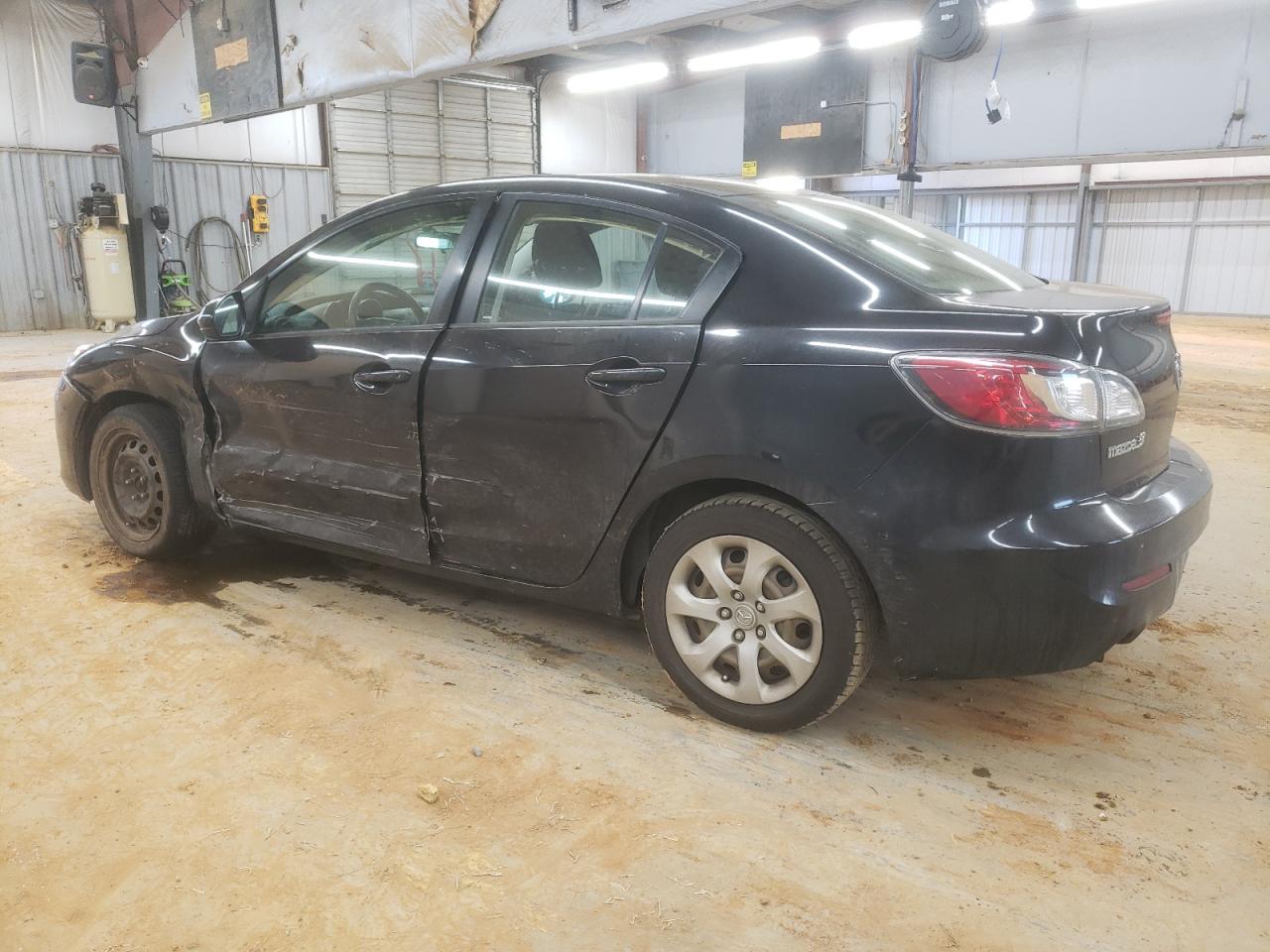 2013 Mazda 3 - Image 2