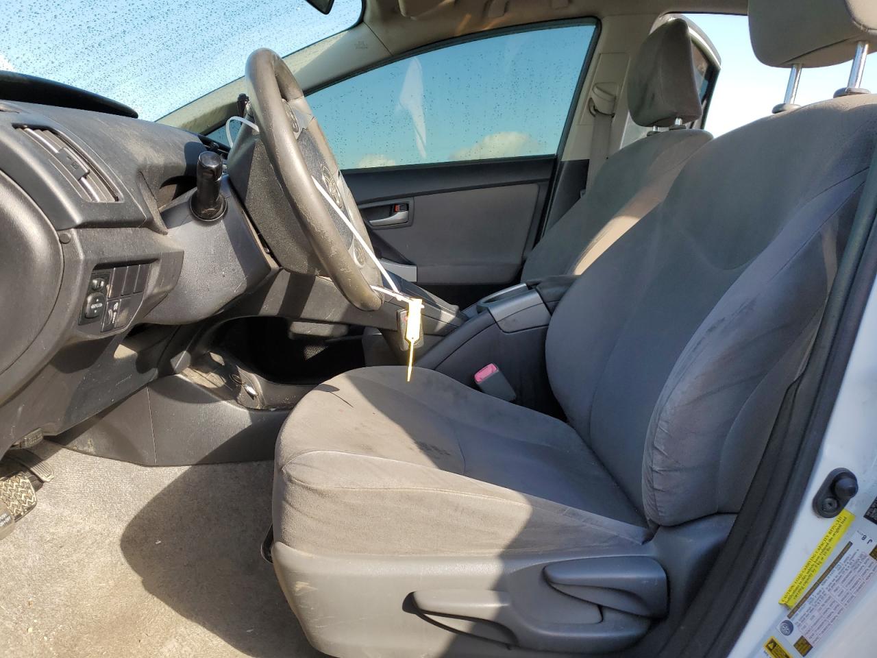 2013 Toyota Prius - Image 7